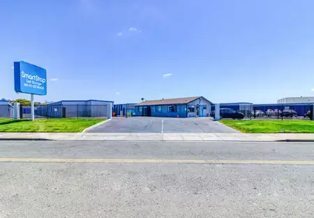 SmartStop Self Storage image 1
