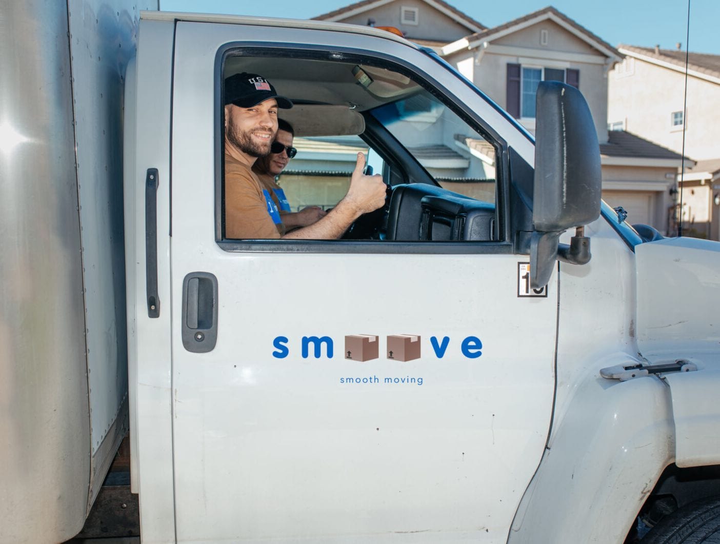 smoove | smooth moving logo