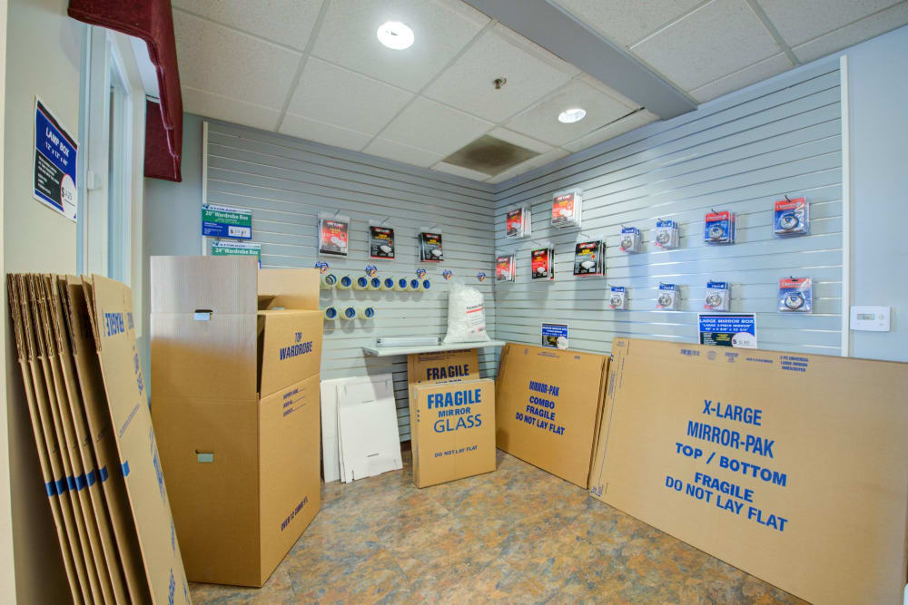 Storage Etc at Crossroads image 3