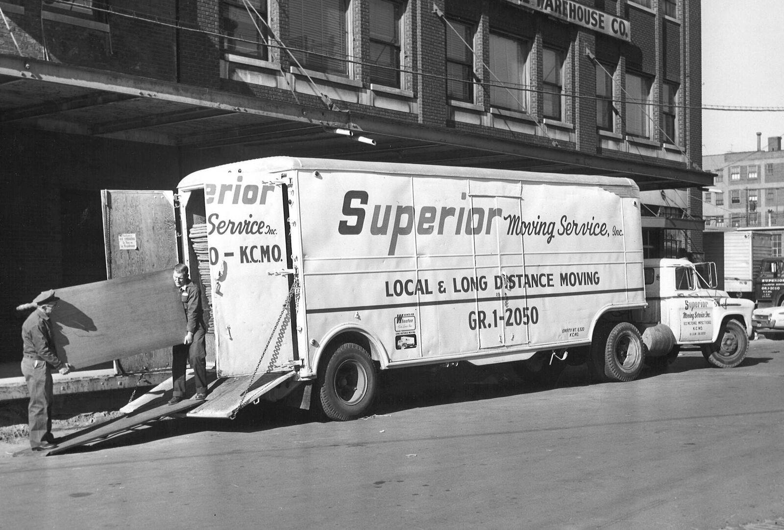 Superior Moving Service Inc logo