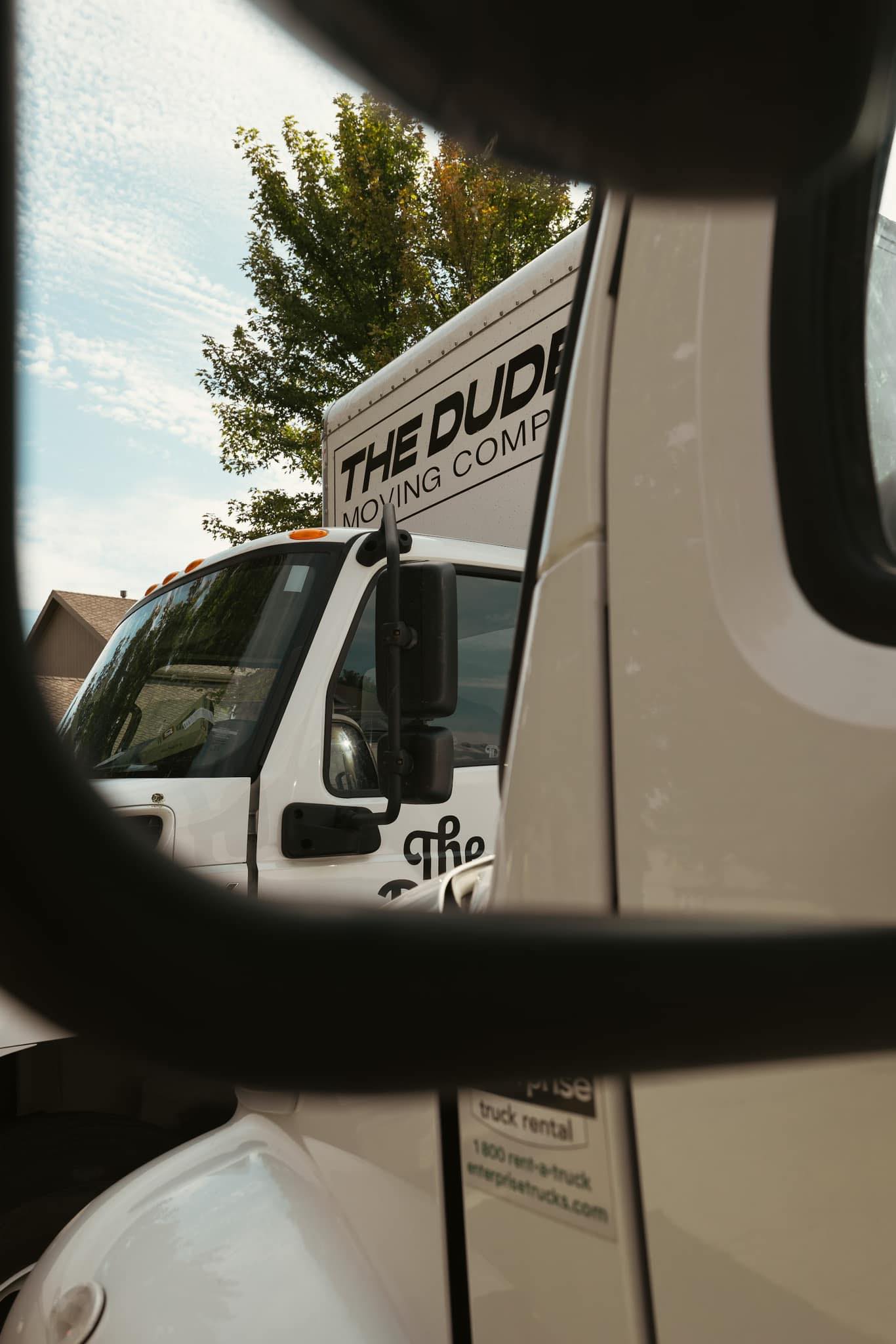 The Dudes Moving Co. logo