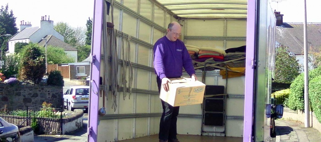 Thistle Removals logo