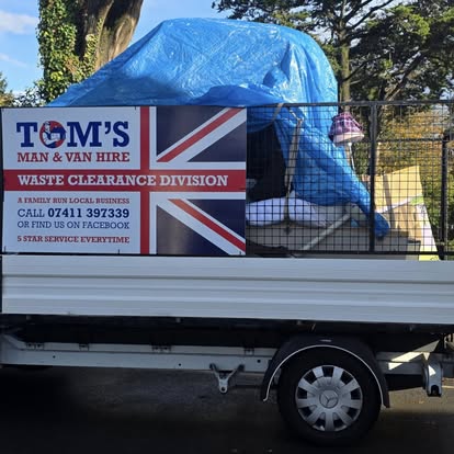 Tom's Man and Van Hire Devon Limited image 1