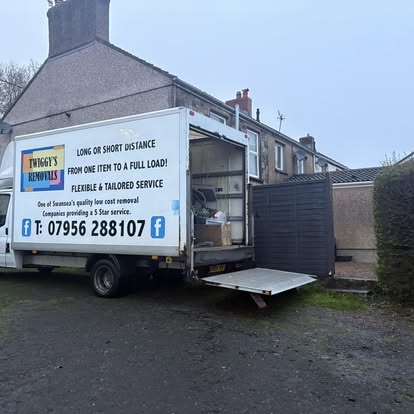 Twiggy's removals image 2