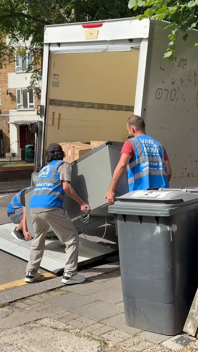 VAN on the Move image 4