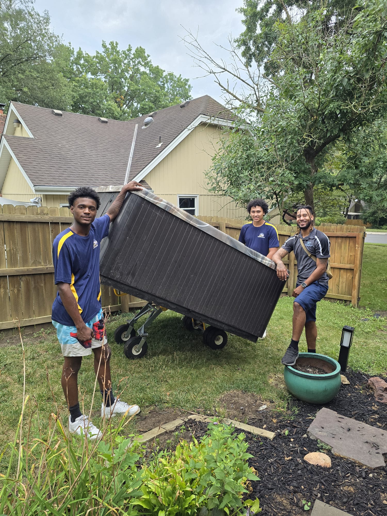 Your Local Moverz image 3