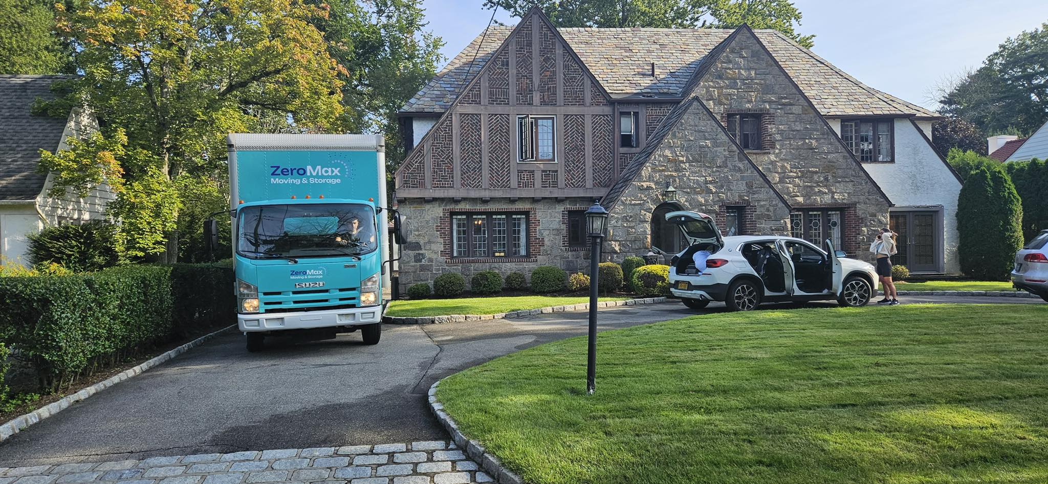 ZeroMax Moving & Storage | Moving Company NYC logo